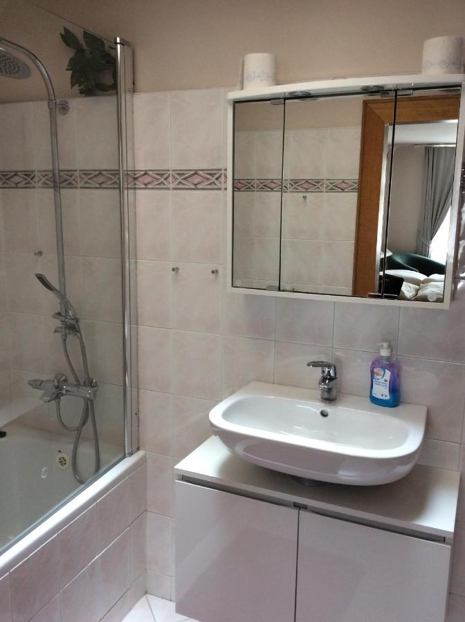 Hotel U Zlateho Andela Пардубице Екстериор снимка